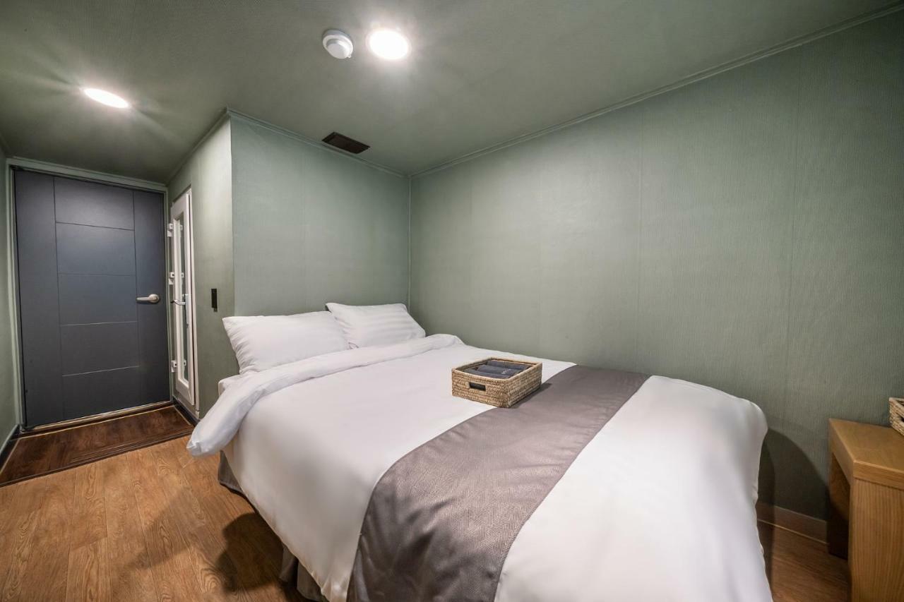 Hotel Sulla Jongno Сеул Екстер'єр фото