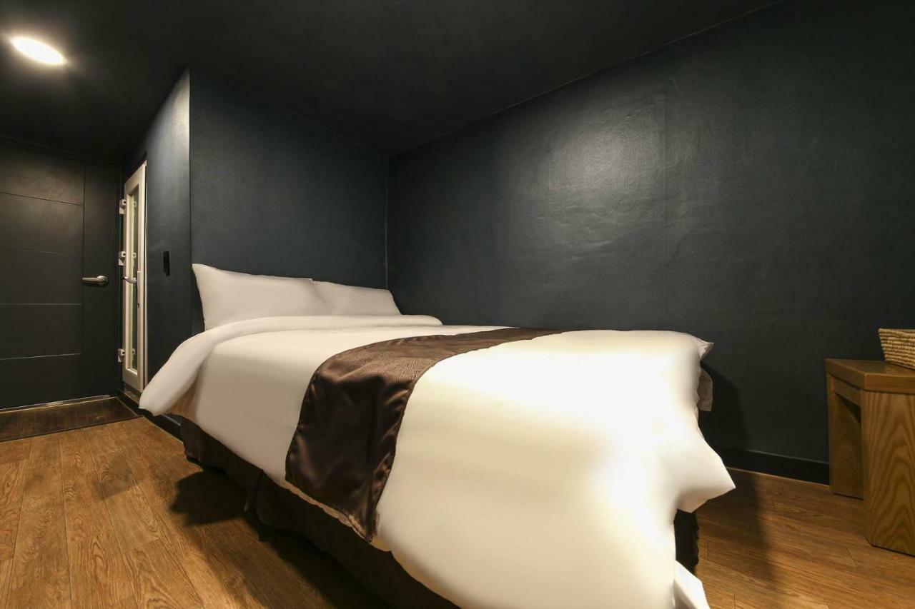 Hotel Sulla Jongno Сеул Екстер'єр фото